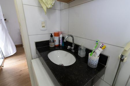 Casa de condomínio à venda com 120m², 3 quartos e 2 vagas Casa de condomínio à venda com 120m², 3 quartos e 2 vagasBanheiro da Suíte