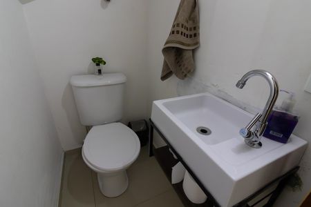 Casa de condomínio à venda com 120m², 3 quartos e 2 vagas Casa de condomínio à venda com 120m², 3 quartos e 2 vagasLavabo