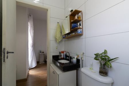 Casa de condomínio à venda com 120m², 3 quartos e 2 vagas Casa de condomínio à venda com 120m², 3 quartos e 2 vagasBanheiro da Suíte