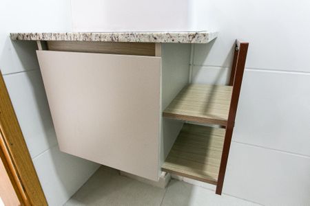 Studio para alugar com 25m², 1 quarto e sem vaga Studio para alugar com 25m², 1 quarto e sem vagaBanheiro - Armário