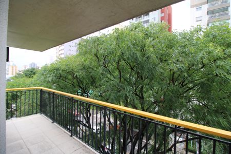 Apartamento para alugar com 45m², 2 quartos e 1 vagaSala / Cozinha - Varanda