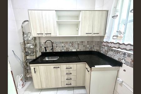 Apartamento para alugar com 45m², 2 quartos e sem vaga Apartamento para alugar com 45m², 2 quartos e sem vagaCozinha