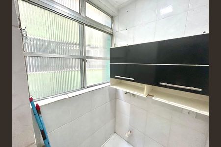 Apartamento para alugar com 45m², 2 quartos e sem vaga Apartamento para alugar com 45m², 2 quartos e sem vagaÁrea de Serviço