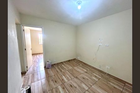 Sala de apartamento para alugar com 2 quartos, 45m² em Vila Barros, Guarulhos