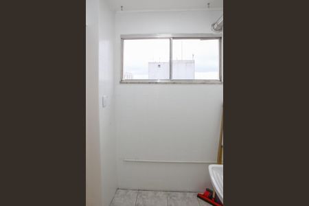 Apartamento para alugar com 68m², 2 quartos e 1 vagaÁrea de Serviço