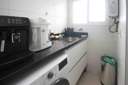 Apartamento à venda com 76m², 2 quartos e 1 vagaÁrea de Serviço