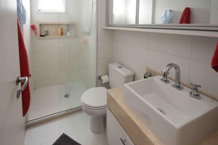 Apartamento à venda com 76m², 2 quartos e 1 vagaBanheiro da Suite