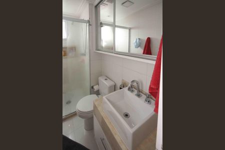 Apartamento à venda com 76m², 2 quartos e 1 vagaBanheiro da Suite