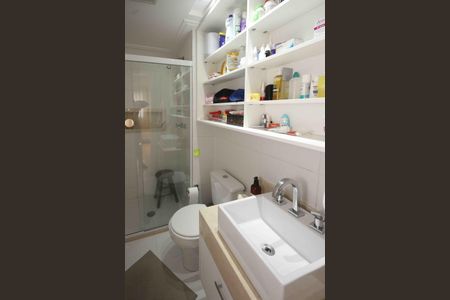 Apartamento à venda com 76m², 2 quartos e 1 vagaBanheiro Social