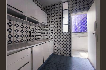 Apartamento à venda com 3 quartos, 80m² em João Pinheiro, Belo Horizonte