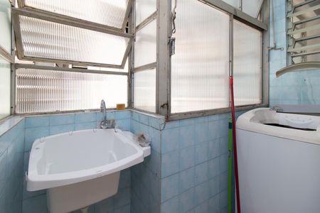 Apartamento à venda com 69m², 2 quartos e sem vagaCozinha e Área de Serviço