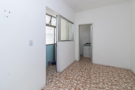 Apartamento à venda com 69m², 2 quartos e sem vagaCozinha e Área de Serviço