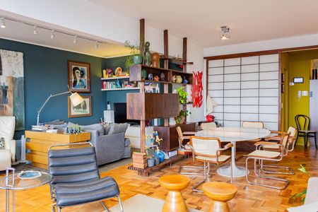 Apartamento para alugar com 117m², 1 quarto e 1 vagaSala