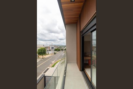 Casa de condomínio à venda com 330m², 4 quartos e 4 vagas Casa de condomínio à venda com 330m², 4 quartos e 4 vagasSacada da Suíte 04