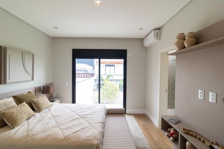 Casa de condomínio à venda com 330m², 4 quartos e 4 vagas Casa de condomínio à venda com 330m², 4 quartos e 4 vagasSuíte 03