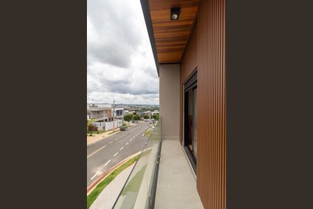 Casa de condomínio à venda com 330m², 4 quartos e 4 vagas Casa de condomínio à venda com 330m², 4 quartos e 4 vagasSacada da Suíte 02