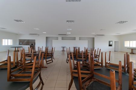 Casa de condomínio à venda com 330m², 4 quartos e 4 vagas Casa de condomínio à venda com 330m², 4 quartos e 4 vagasÁrea comum - Salão de festas