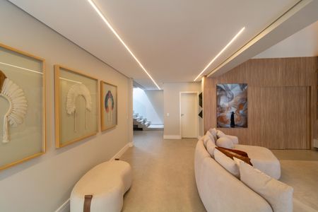 Casa de condomínio à venda com 330m², 4 quartos e 4 vagas Casa de condomínio à venda com 330m², 4 quartos e 4 vagasSala 1