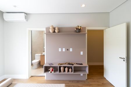 Casa de condomínio à venda com 330m², 4 quartos e 4 vagas Casa de condomínio à venda com 330m², 4 quartos e 4 vagasSuíte 03