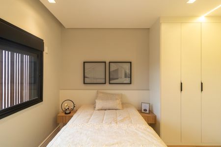 Casa de condomínio à venda com 330m², 4 quartos e 4 vagas Casa de condomínio à venda com 330m², 4 quartos e 4 vagasSuíte 01