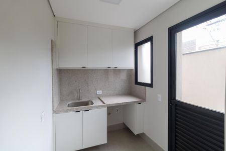 Casa de condomínio à venda com 330m², 4 quartos e 4 vagas Casa de condomínio à venda com 330m², 4 quartos e 4 vagasÁrea de Serviço