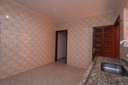 Casa para alugar com 125m², 2 quartos e 2 vagasCozinha