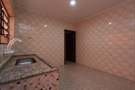 Casa para alugar com 125m², 2 quartos e 2 vagasCozinha
