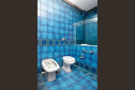 Casa à venda com 210m², 4 quartos e 2 vagasBanheiro 1 Quarto 1 Suíte