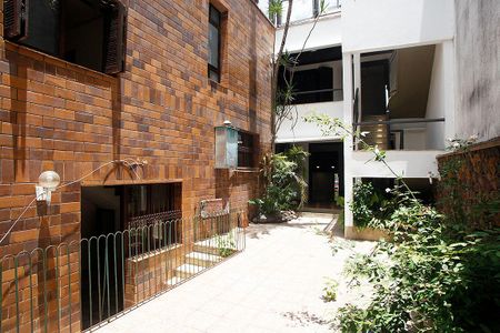 Casa à venda com 210m², 4 quartos e 2 vagasPátio