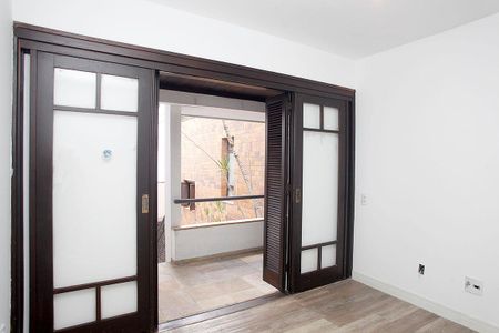 Casa à venda com 210m², 4 quartos e 2 vagasQuarto 3