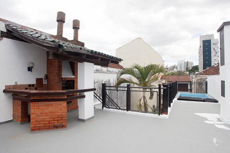 Casa à venda com 210m², 4 quartos e 2 vagasTerraço