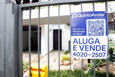 Casa à venda com 210m², 4 quartos e 2 vagasPlaquinha