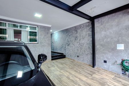 Casa à venda com 237m², 2 quartos e 2 vagasGaragem