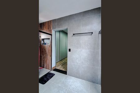 Casa à venda com 237m², 2 quartos e 2 vagasBanheiro da Suíte