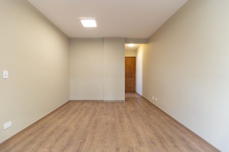 Apartamento à venda com 59m², 2 quartos e 1 vaga Apartamento à venda com 59m², 2 quartos e 1 vagaSala