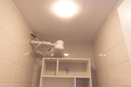Apartamento à venda com 59m², 2 quartos e 1 vaga Apartamento à venda com 59m², 2 quartos e 1 vagaBanheiro de Serviço