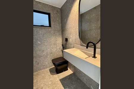 Casa à venda com 4 quartos, 360m² em Barra da Tijuca, Rio de Janeiro