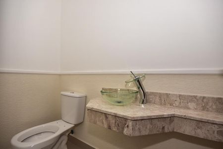 Casa para alugar com 150m², 3 quartos e 3 vagasLavabo