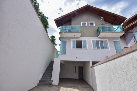Casa para alugar com 150m², 3 quartos e 3 vagasFachada