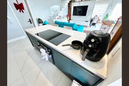 Apartamento para alugar com 115m², 2 quartos e 2 vagas Apartamento para alugar com 115m², 2 quartos e 2 vagasCozinha