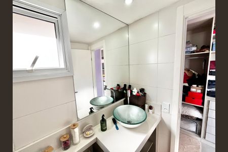Apartamento para alugar com 115m², 2 quartos e 2 vagas Apartamento para alugar com 115m², 2 quartos e 2 vagasBanheiro da Suíte 2