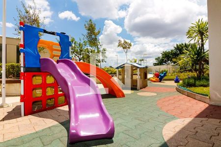Apartamento para alugar com 115m², 2 quartos e 2 vagas Apartamento para alugar com 115m², 2 quartos e 2 vagasÁrea comum - Playground