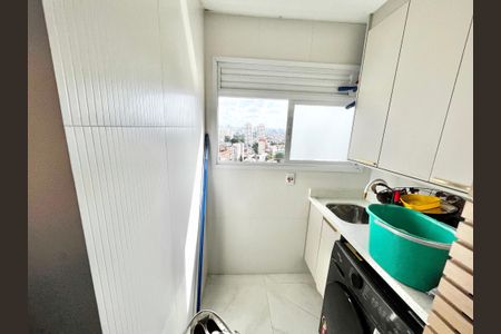 Apartamento para alugar com 115m², 2 quartos e 2 vagas Apartamento para alugar com 115m², 2 quartos e 2 vagasCozinha e Área de Serviço