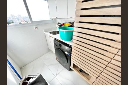 Apartamento para alugar com 115m², 2 quartos e 2 vagas Apartamento para alugar com 115m², 2 quartos e 2 vagasCozinha e Área de Serviço