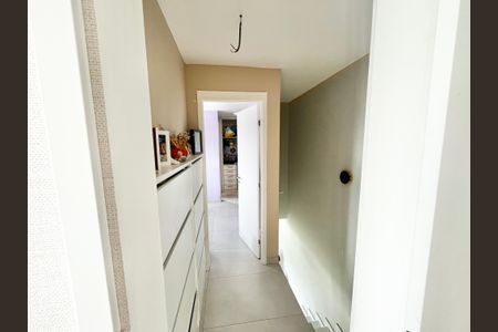 Apartamento para alugar com 115m², 2 quartos e 2 vagas Apartamento para alugar com 115m², 2 quartos e 2 vagasCopa/Escada