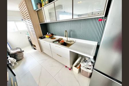 Apartamento para alugar com 115m², 2 quartos e 2 vagas Apartamento para alugar com 115m², 2 quartos e 2 vagasCozinha e Área de Serviço