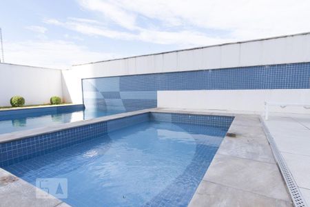 Apartamento para alugar com 115m², 2 quartos e 2 vagas Apartamento para alugar com 115m², 2 quartos e 2 vagasÁrea comum - Piscina