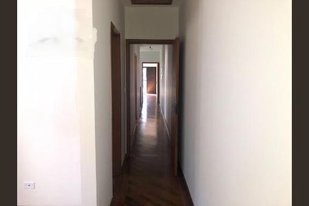 Casa à venda com 203m², 3 quartos e 2 vagas