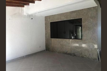 Casa à venda com 3 quartos, 203m² em Bosque da Saúde, São Paulo