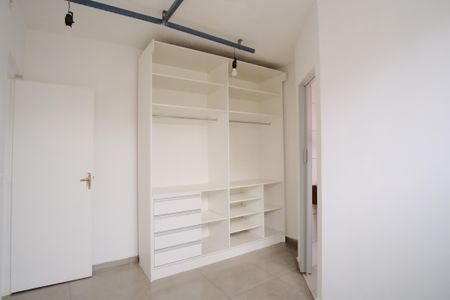 Casa para alugar com 52m², 1 quarto e sem vagaSuíte